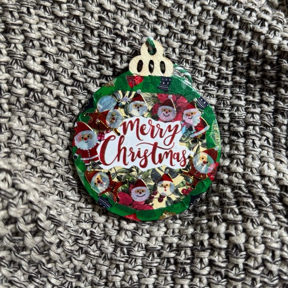 New Handmade 3”x3” wooden “Merry Christmas” tree ornament $11 - Picture 6 of 8